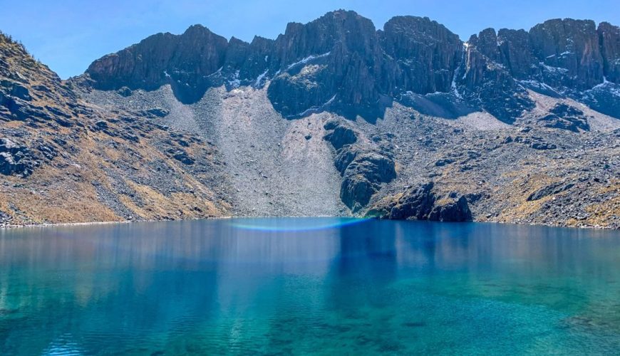 Juchuycocha Lake – Chicon Glacier, 1 Day Trek Cusco – Peru